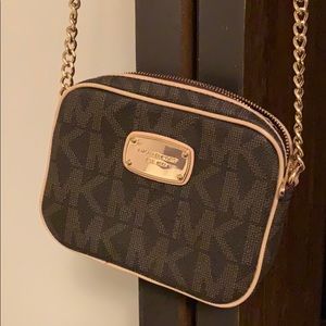 Women’s Michael Kors purse